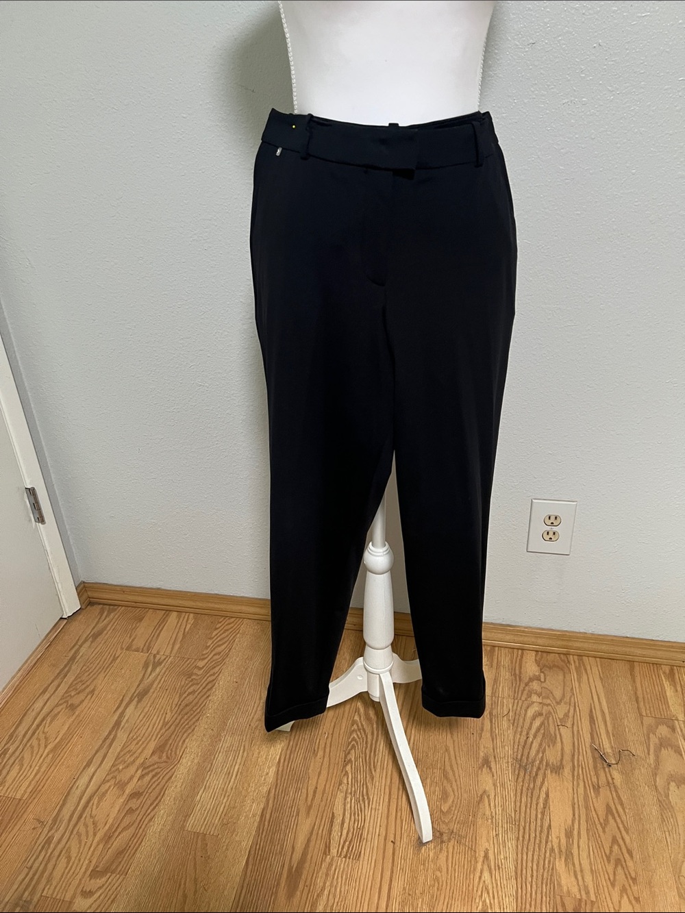 Boss Black Trousers size 10 Machine washable